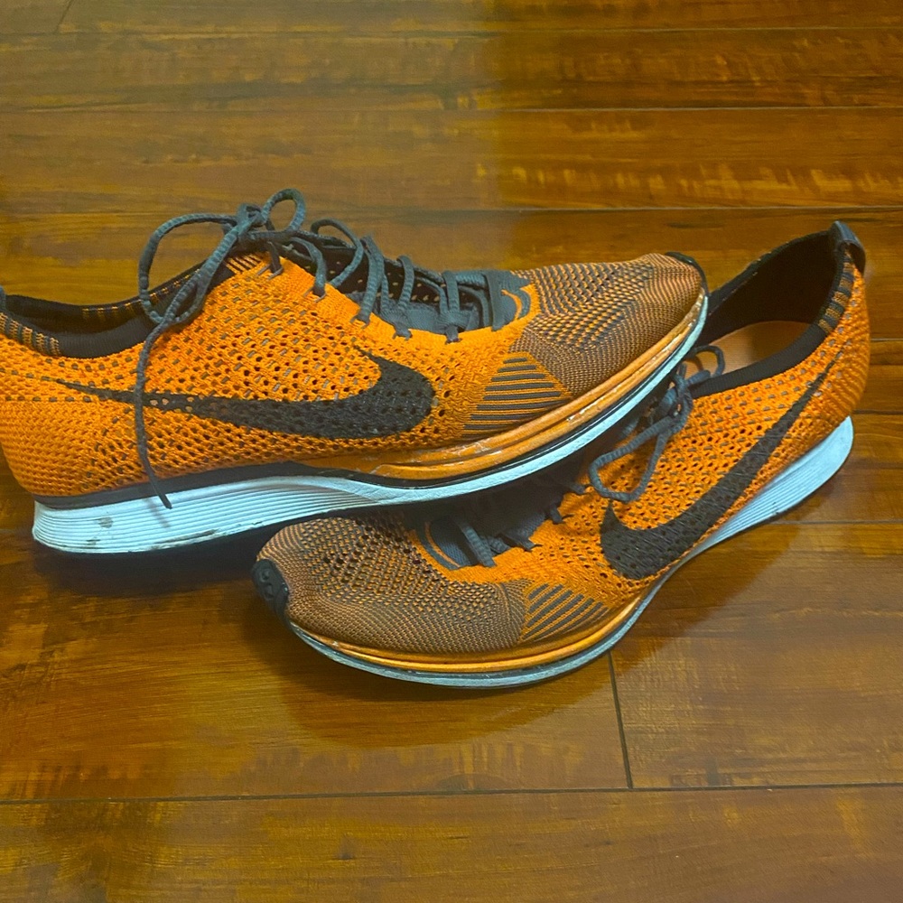 Mens Nike Flyknit Racer 2 Orange/Dark Grey Size 10